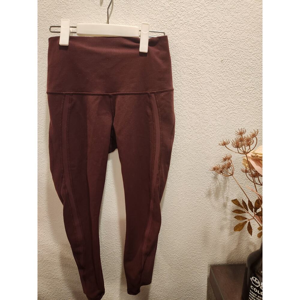 Lululmon Anew Crop brown 24 insteam size 6